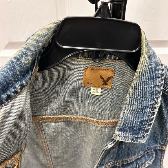American Eagle Denim Vest - Picture 3 of 3